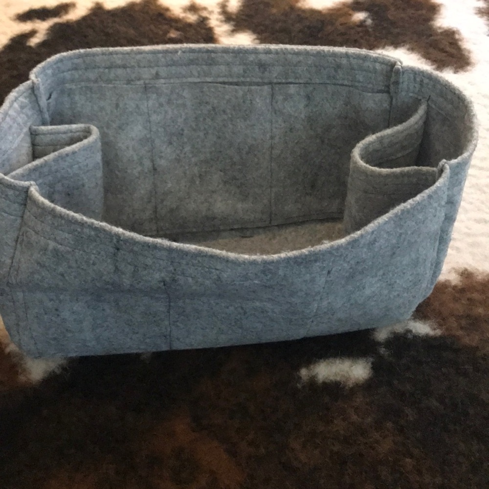 Tote insert for organizing large totes